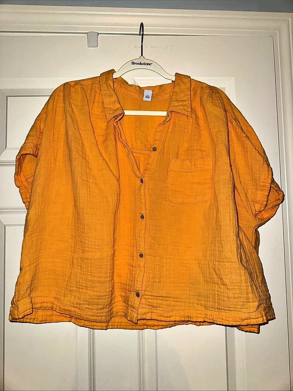 Old Navy Crinkle Gauze Short-Sleeve Button-Down Shirt
